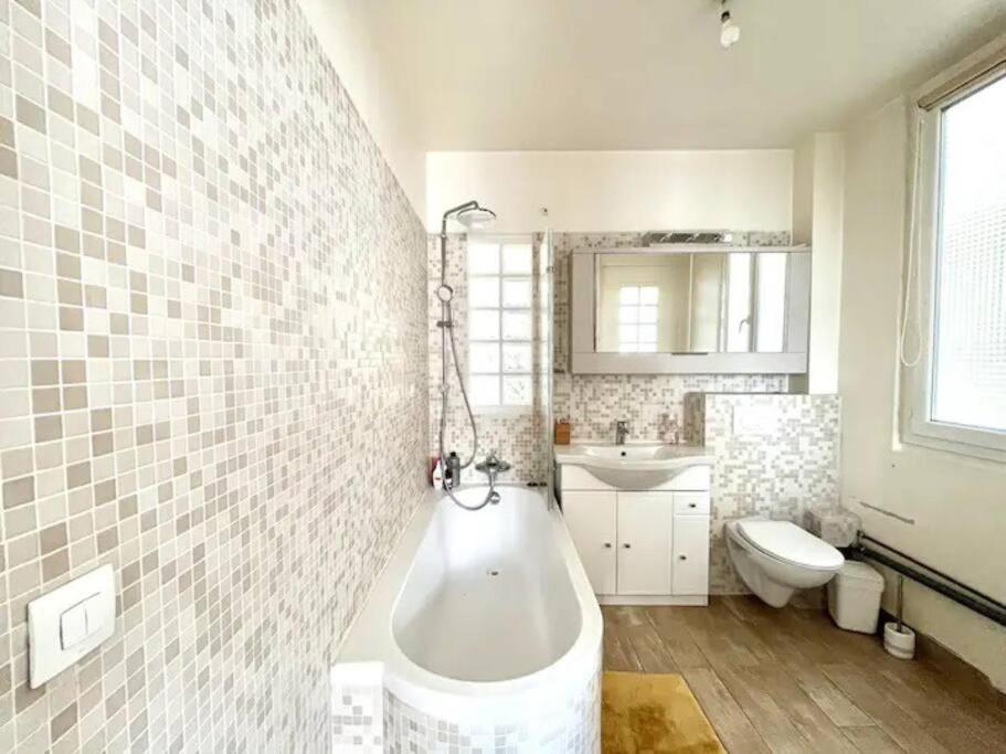 Bel Appartement 96M2 16Eme París Exterior foto